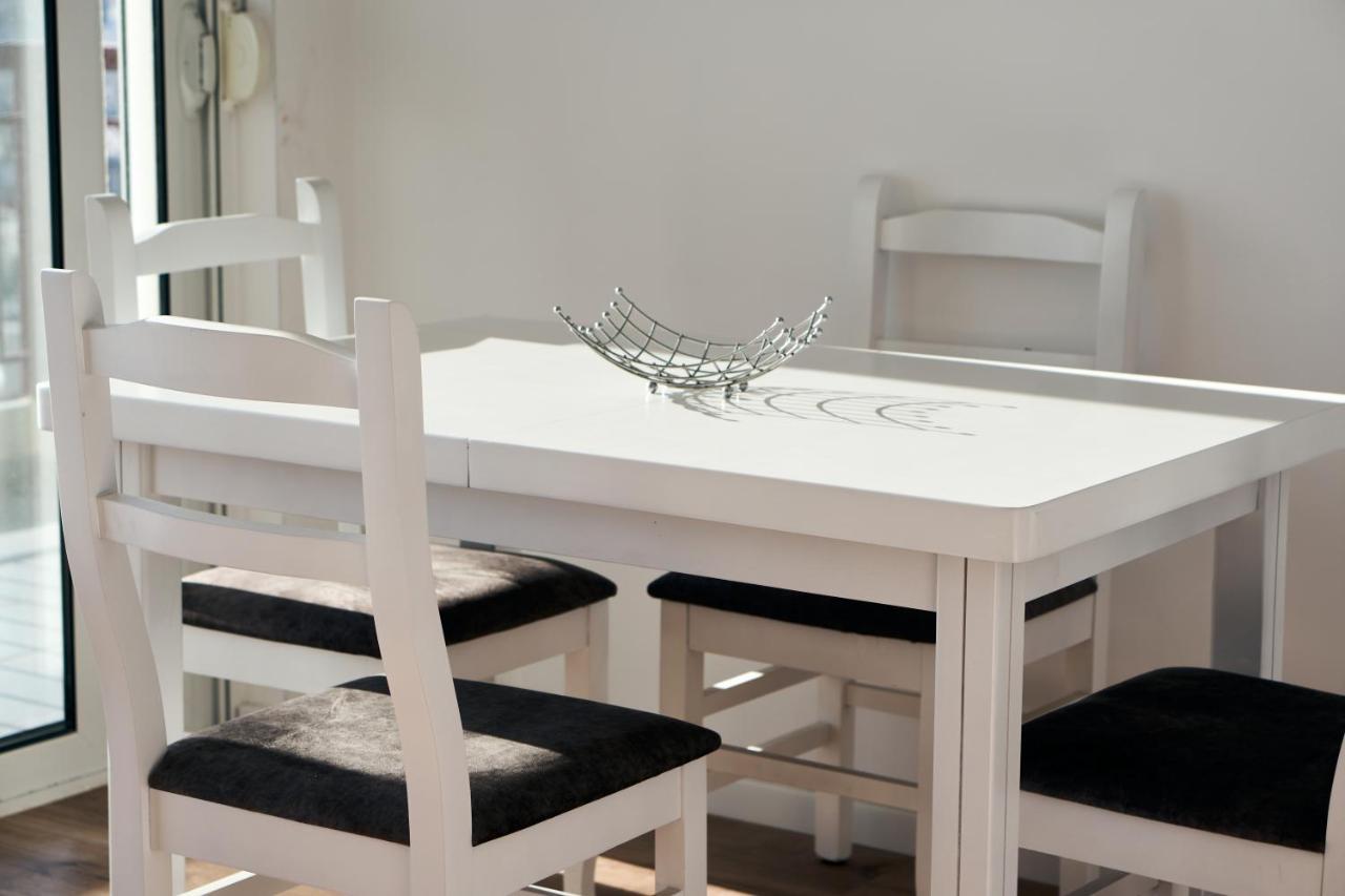 Central Beach Apartment Sarandë 外观 照片
