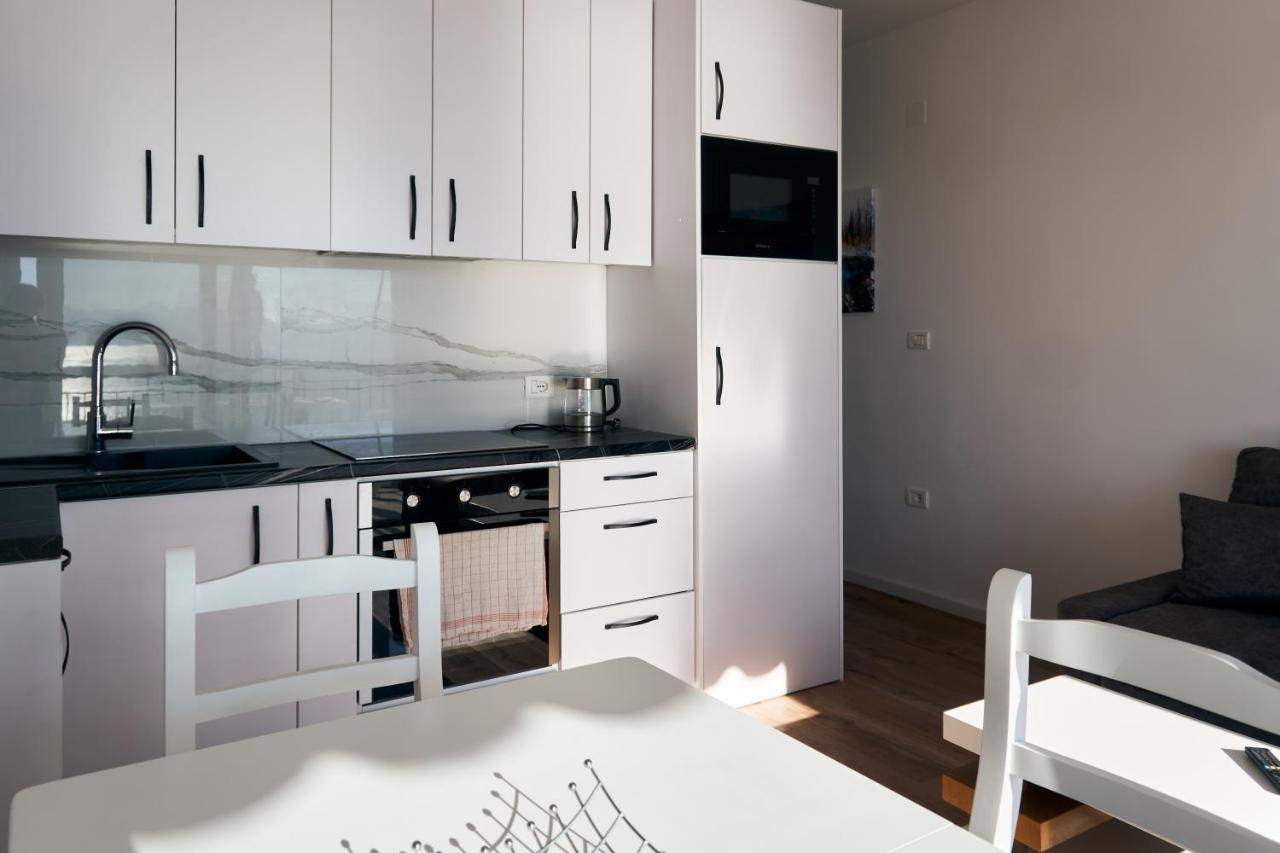 Central Beach Apartment Sarandë 外观 照片